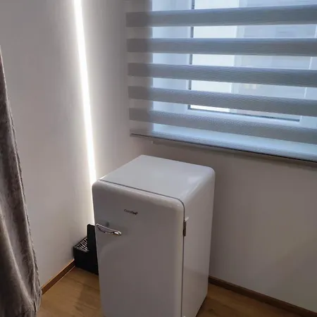 Iris Blu Apartment *